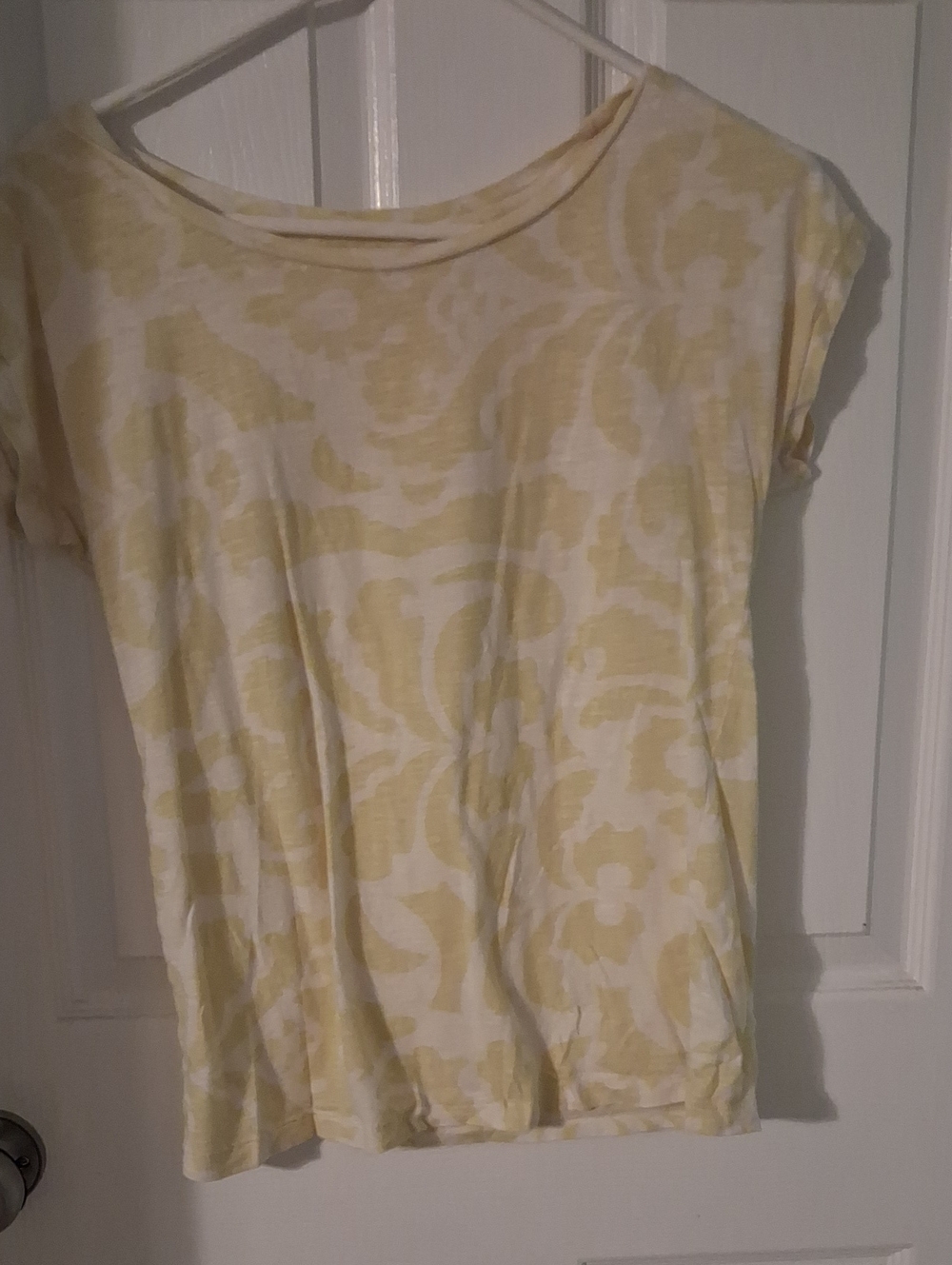 LOFT White and Light Yellow Floral Short Sleeve Tee